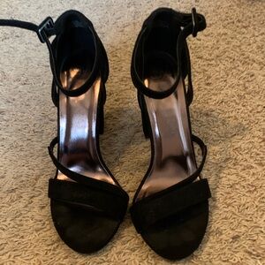Elegant Black Strappy Women's Heels